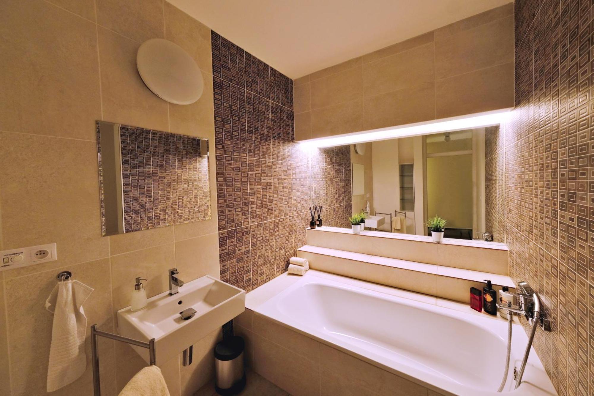 Vida Prostorny 220 M2 3br S Krbem A Zahradou, Idealni Pro Rodiny Apartmán
